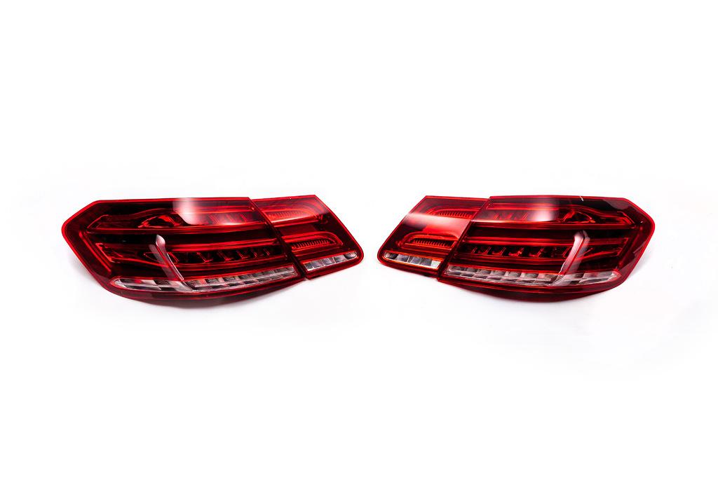 Luminile din spate (set, restyling) pentru Mercedes Clasa E W212 2009-2016