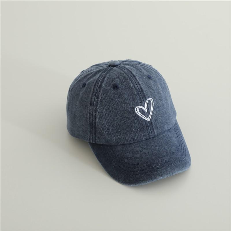 New Baby Embroidery Love Baseball Hats Retro Boy Girl Sunscreen Hat Solid Children Peaked Cap Outdoor Vacation Kids Cotton Caps