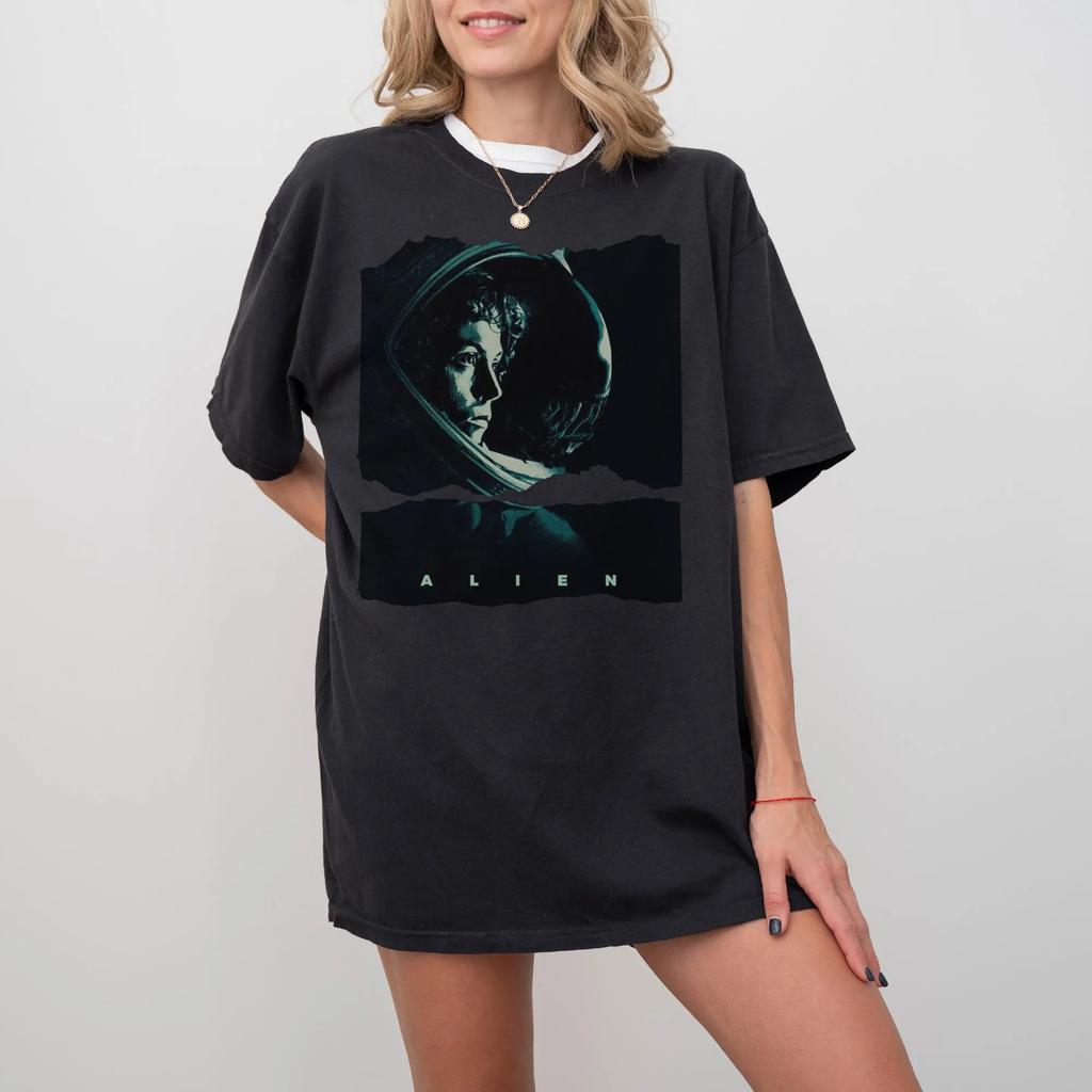 2026 Sommer Damen Retro Alien Film Grafik T-Shirt Unisex Baumwolle und Atmungsaktiv Kurzarm Übergroß Locker Lässig