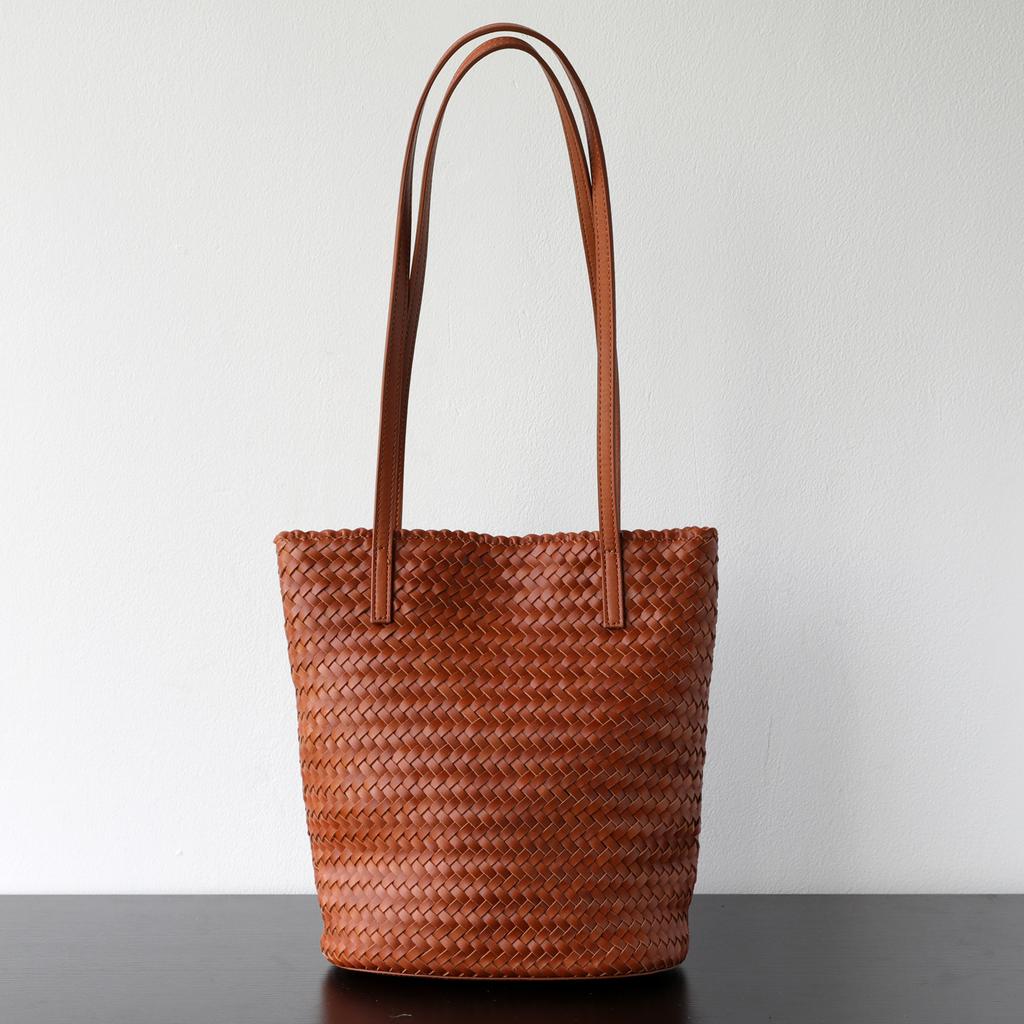 Öffentlich Leichte Lammleder Handgefertigt Gestrickte Achseltasche Schlichtes Design Echtes Leder Handtasche