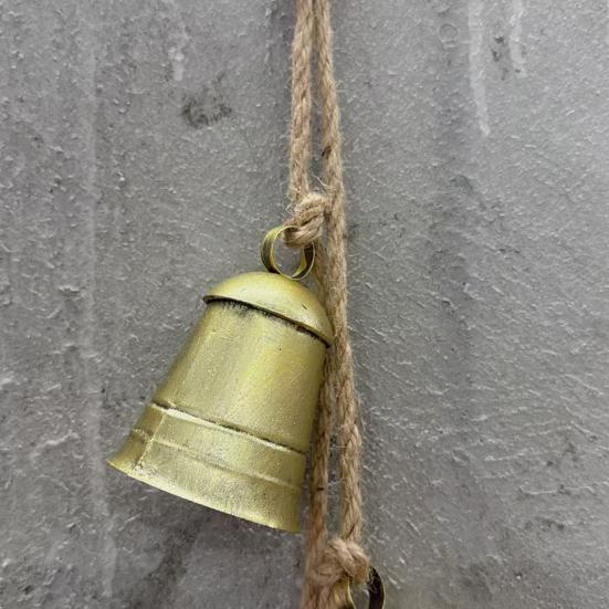Christmas Brass Bell Hanging Decoration Rustic Vintage Cluster Cow Bell On Rope Living Room Bedroom Wall Hanging Decorative Jingle Bell