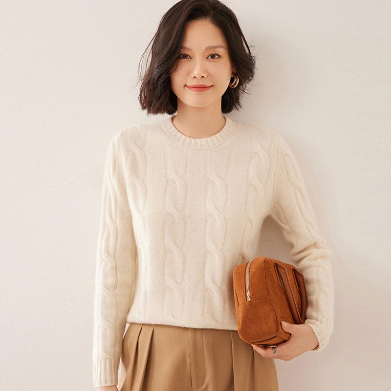 Women's Cozy Cable Knit Cashmere Sweater: Soft, Loose, Round Neck Pullover for Autumn/Winter