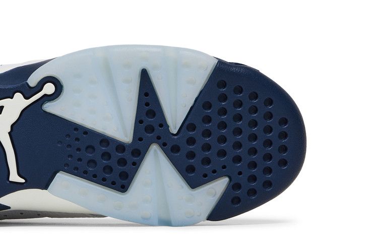 Kids' Sneakers Jordan 6 Retro Midnight Navy (2022) (GS) White/Midnight Navy