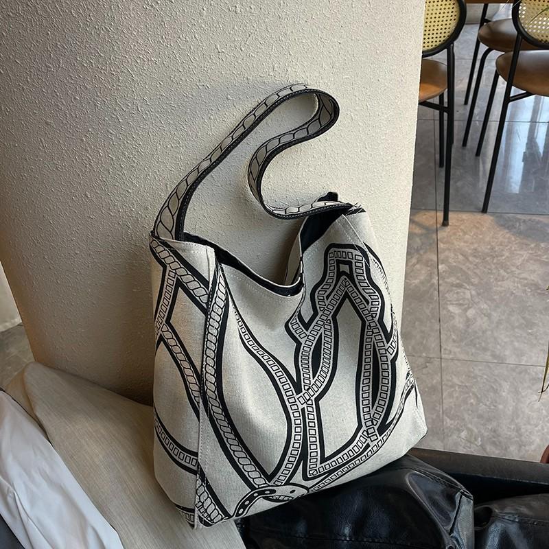 

Retro Casual Tote Bag Fashiable Design Canvas Bag New Style Printed Shoulder Bag Large Capacity Ctrasting Handbags For Women 33x13x34cm