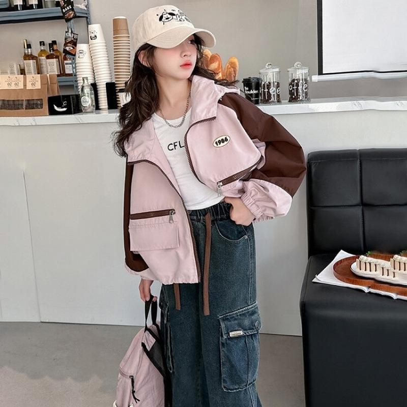 

Ветрозащитная куртка для девочек, весна и осень 2024, новая детская куртка с капюшоном в иностранном стиле для девочек, прилив 130 recommended height 120 розовый