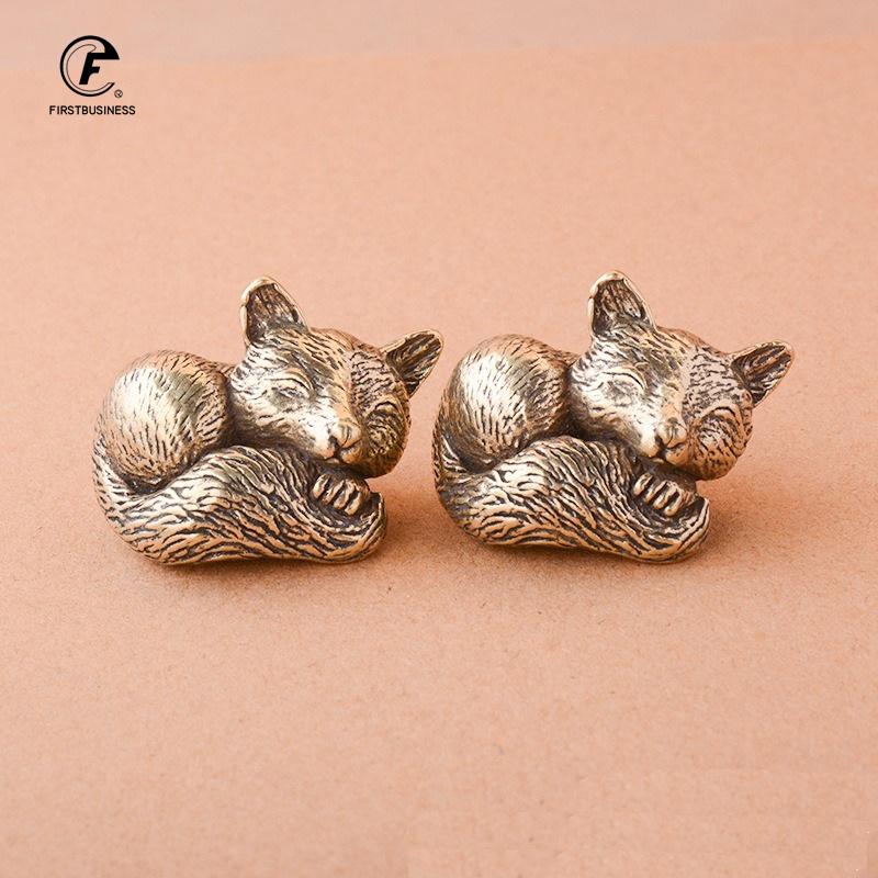 Solide Messing Fuchs Figuren Miniaturen Schreibtisch Ornamente Tee Haustier Handwerk Retro Kleine Tier Statue Kinder Spielzeug Geschenke Hause Dekorationen