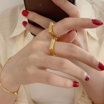 Anillo unisex vintage de acero de titanio pulido de color puro, superficie plana, estilo simple, brillo, varios tamaños, antioxidante, ligero, joyería para los dedos.