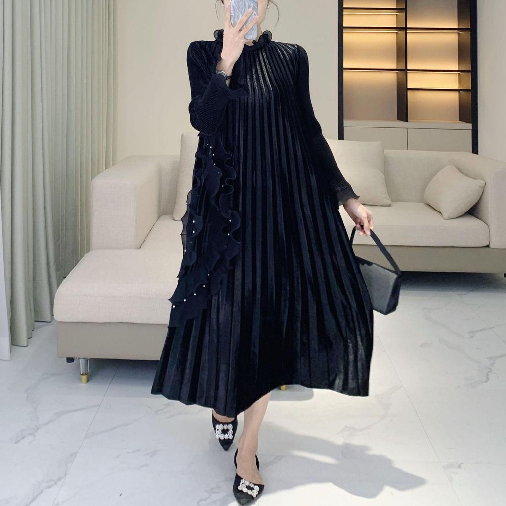 Elegantes Übergrößen-High-End-Samtkleid mit schwerer Perlenstickerei und Stickerei