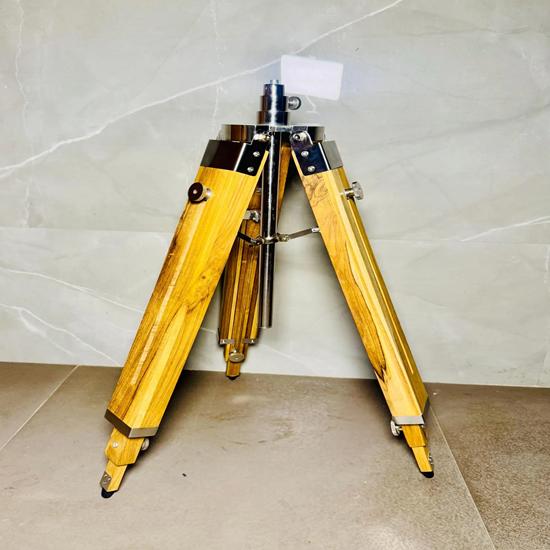 Solid Wooden Floor Tripod Stand for