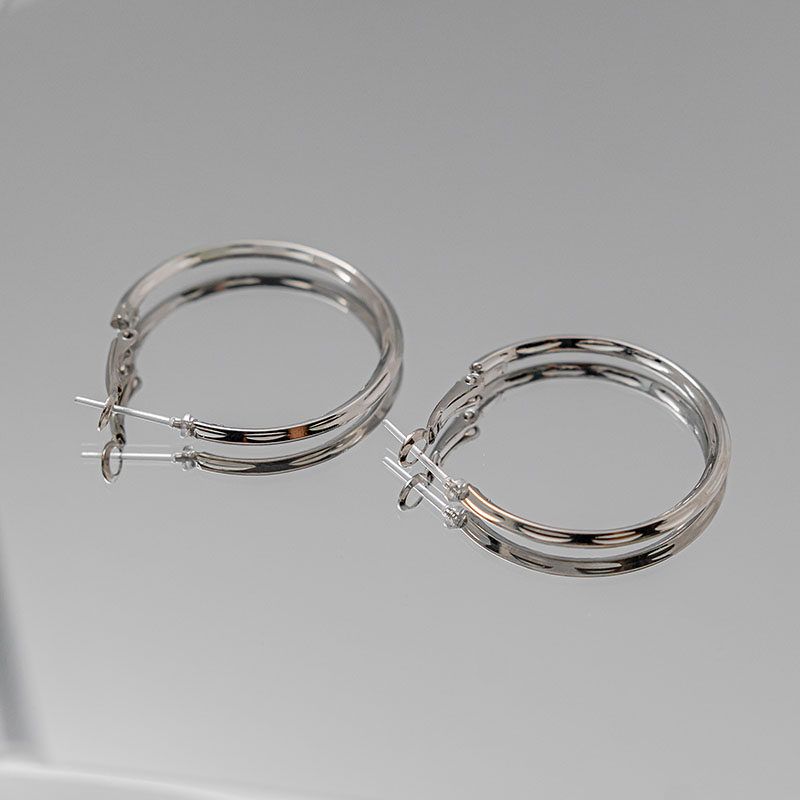

Minimalist Style Round Rhombus Pattern Smooth Surface Hoop Earrings European and American Exaggerated Earrings Non-Allergenic Hoop Ear Accessories Silver Plastic Earrings