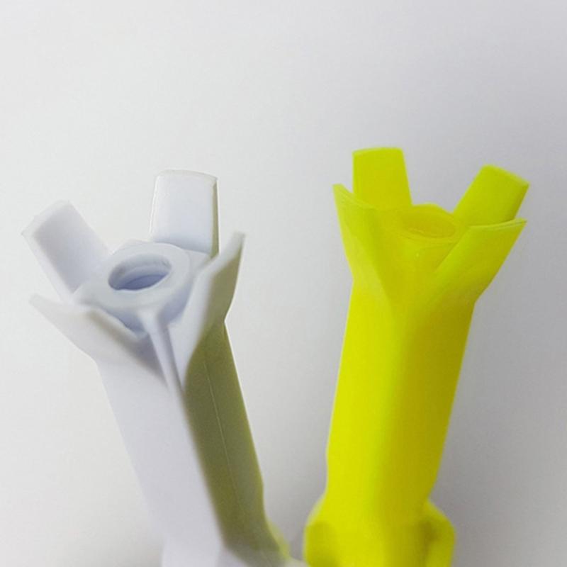 2 Stück 4-Zinken Golf-Tees Drehbare Trainings-Golf-Tees Ballhalter Flexible Golf-Tees Golf-Trainingszubehör