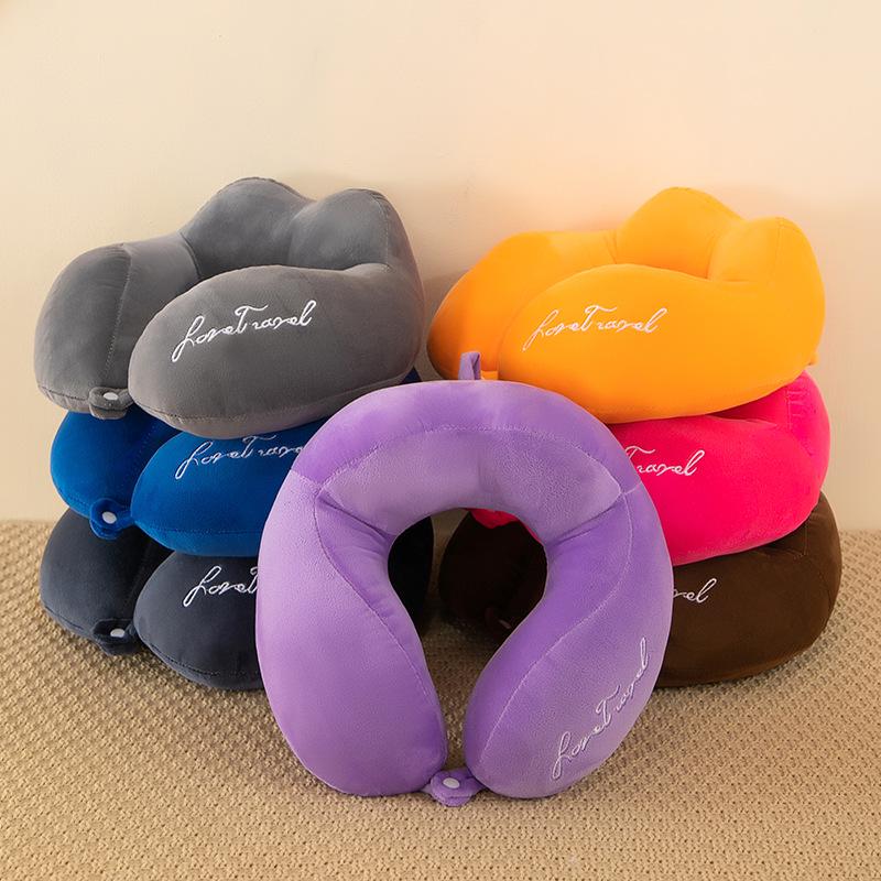 Přenosný cestovní polštářek na krk ve tvaru U s masážní funkcí pro letadlo, kancelář, auto a spánek.