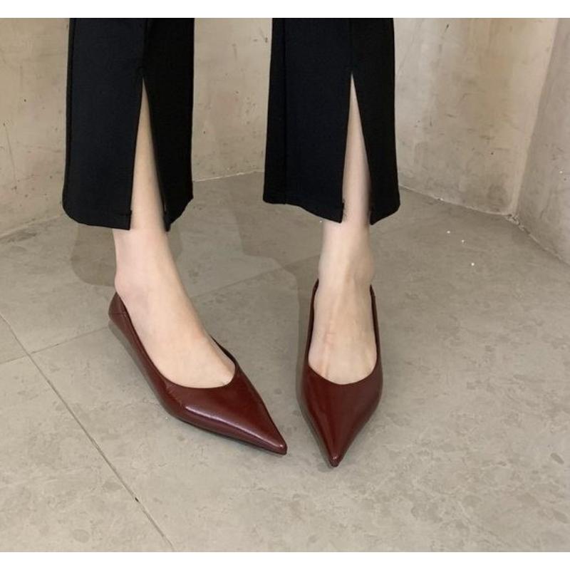 

Модная обувь на маленьком каблуке для свадьбы, брендовые туфли-лодочки, сандалии на шнуровке с мелким вырезом, женские остроносые, на танкетке, милые слипоны, 2025, бежевые, модные, весенние 39 красный