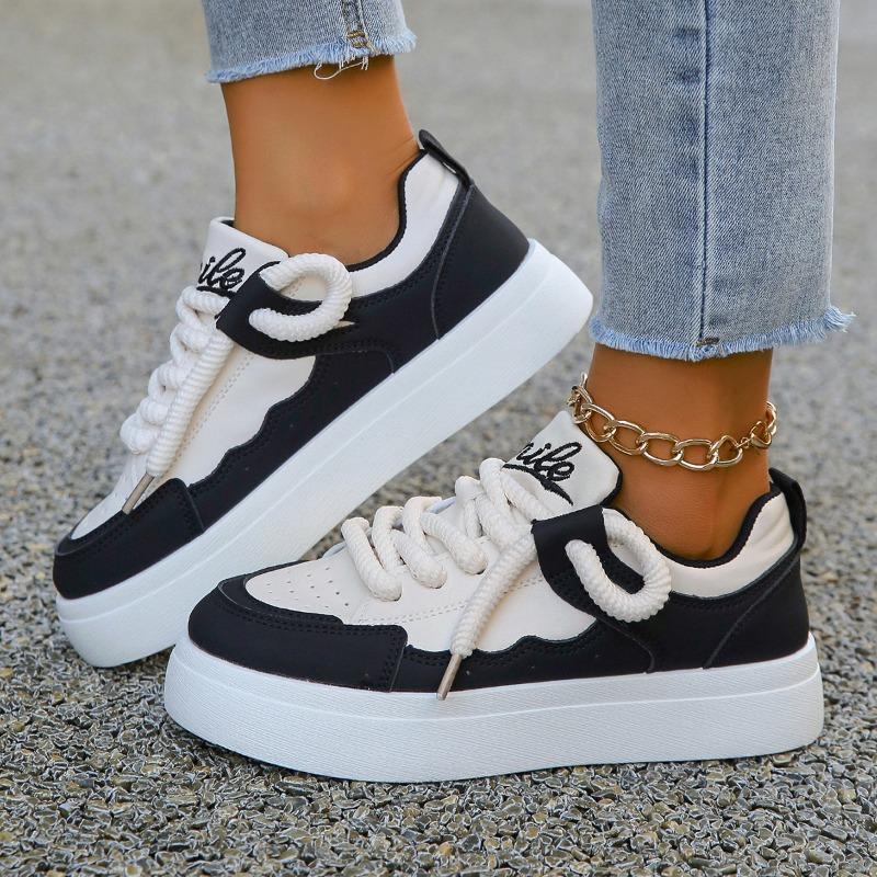 

2024 New Sports Shoes Women s Breathable Thick Sole Lace Up Sports Shoes Canvas Shoes Running Tennis Vulcanized Zapatos De Mujer 35