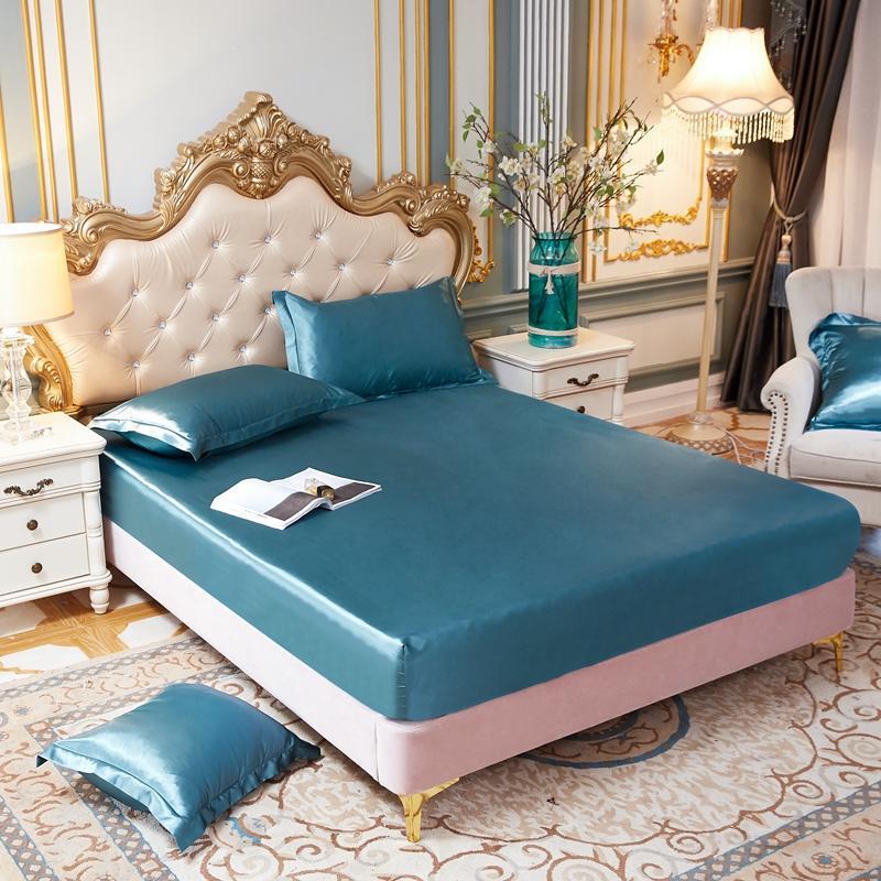 Ice Silk Satin Bed Sheets: Solid Color Three-Piece Set – Imitation Silk Mattress Protector.