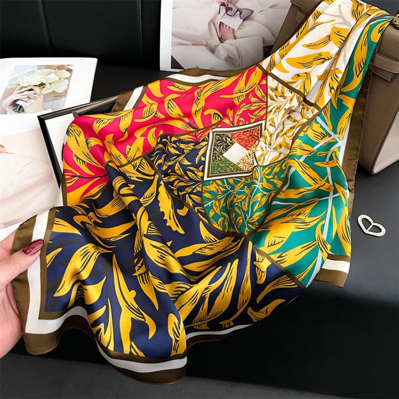 Luxury Scarves 70X70cm Print Square Silk Scarf Women Four Seasons Fashion Shawls Kerchief Bandanna Sunscreen Foulard Hair Band