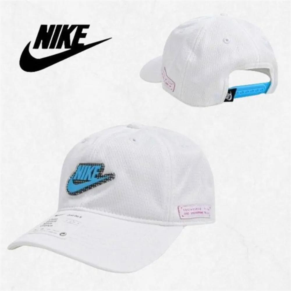 Dri-FIT Gridient Curve Brim Ball Cap A232CA212P 2449114 FREE(51CM)