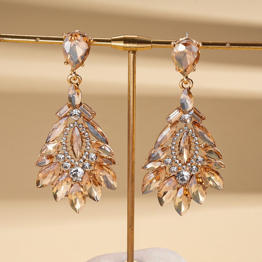 Court Style Diamond-set Hollow Water Drop Silver Needle Earrings Retro Exquisite Earrings