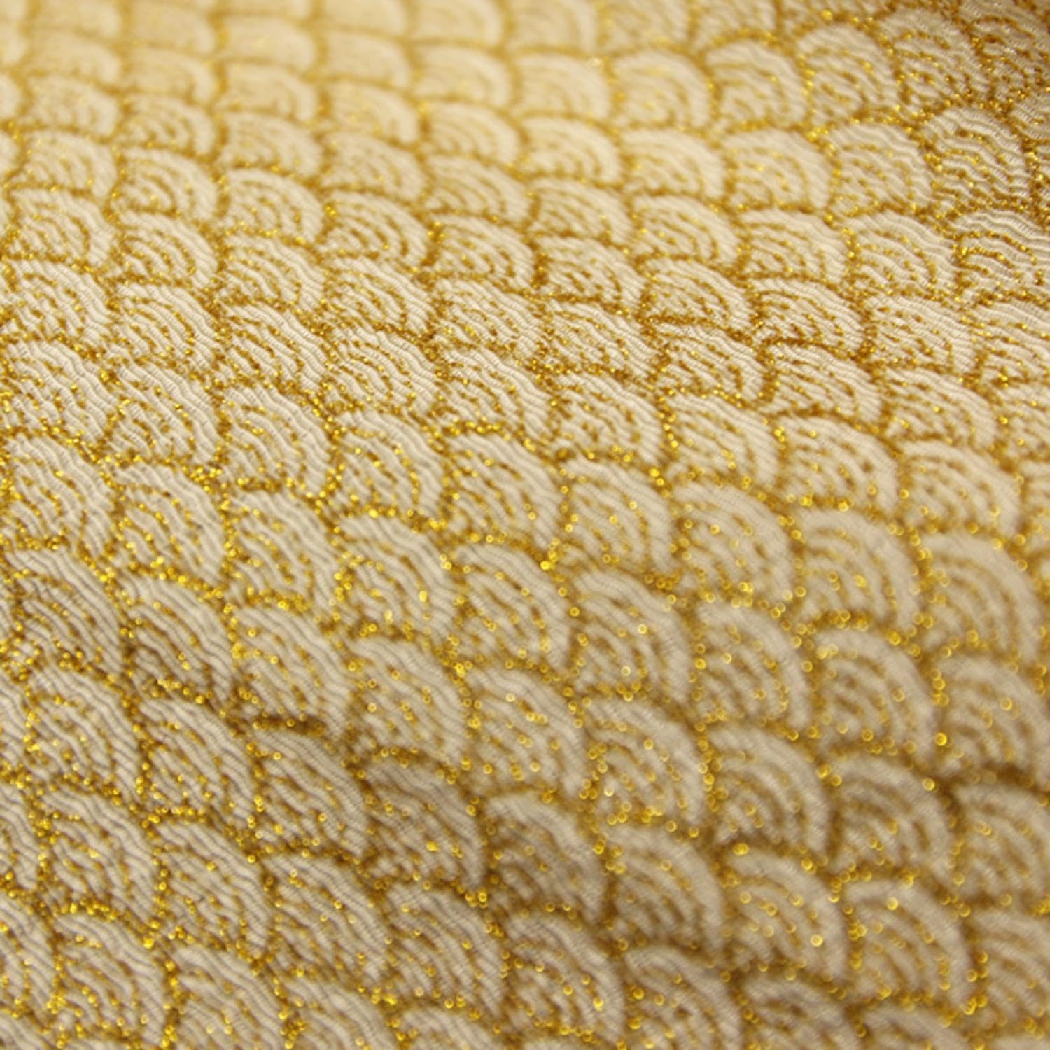 

Nippon Chuko NBK Chirimen Yuzen Seigaiha Gold 70cm Wide x 2m Cut Pattern, Approx. золотий