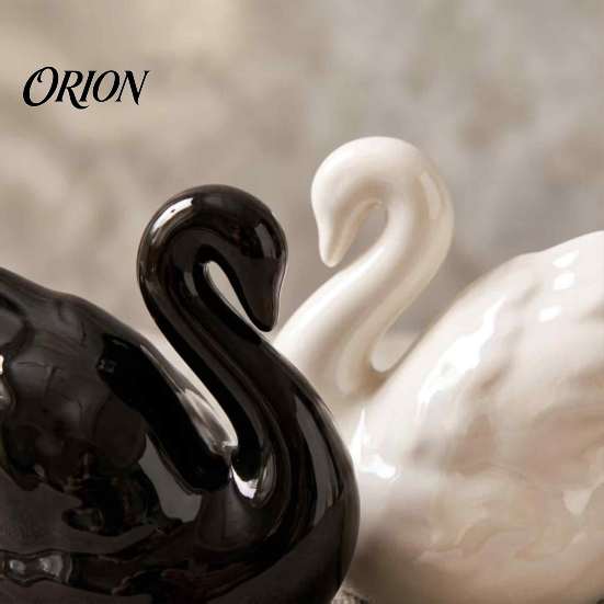Luxury Home Accessories Ceramic Animal Figurine, Modern Minimalist Swan Fox Statue for Artistic Sculpture Wedding Cake Topper, Living Room,