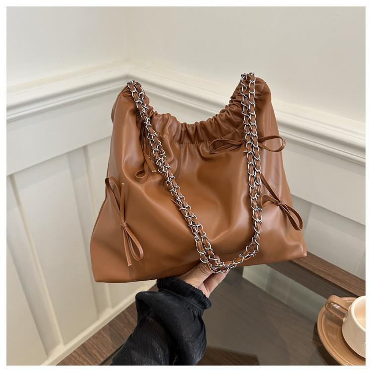 2024 New Spring Stylish Shoulder Crossbody Bag For Women Chic Street Style Pu Bucket Bag In Black/brown/silver/white
