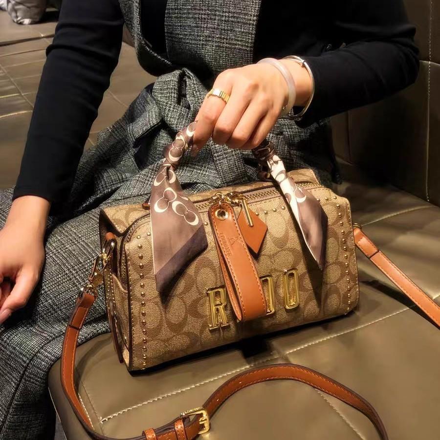 Genuine Leather Boston Pillow Bag, Women's New High-end Fashion Handbag, Single Shoulder Crossbody Bag