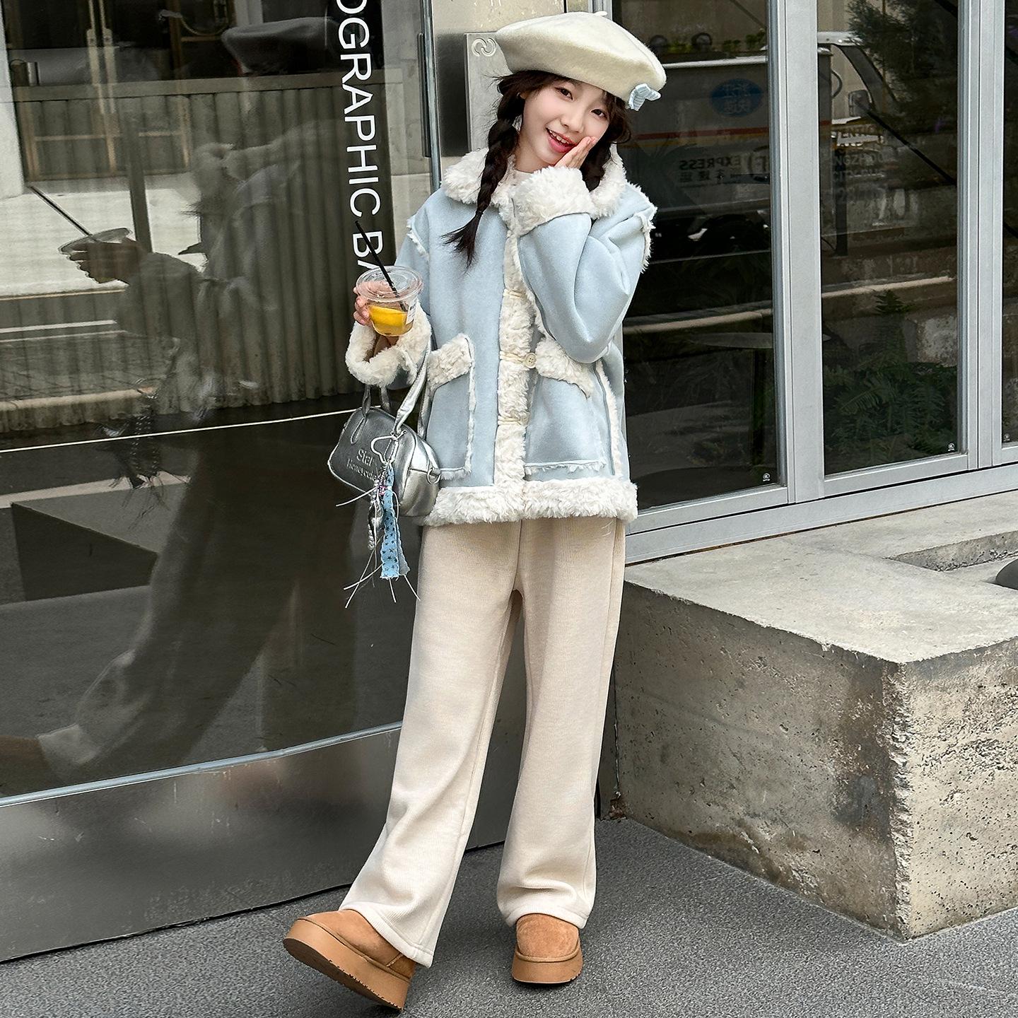 

Girls Stylish Fuzzy Sweater Coat - Trendy Fall/Winter Korean-Inspired Fashion for Kids 170 cm синій