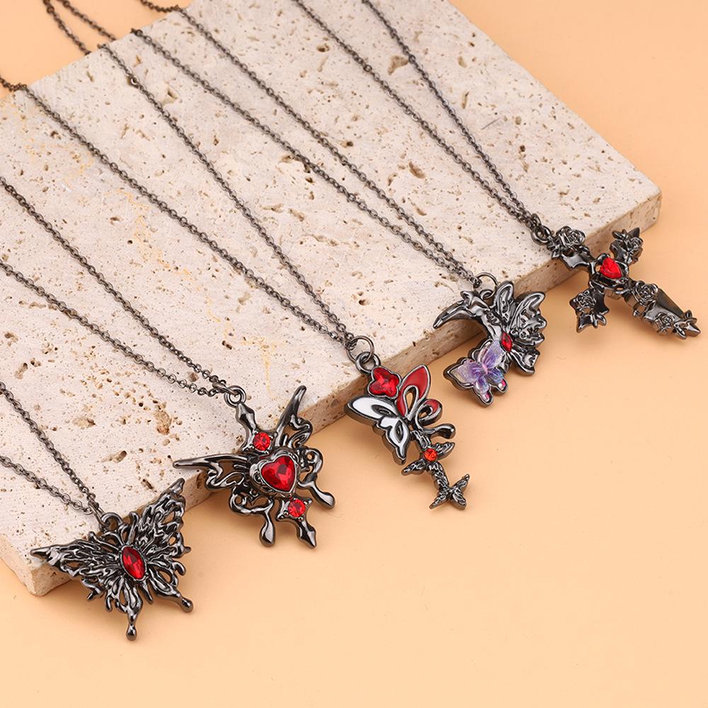 Trendy Gothic Girl Butterfly Heart Necklace with Zircon Pendant