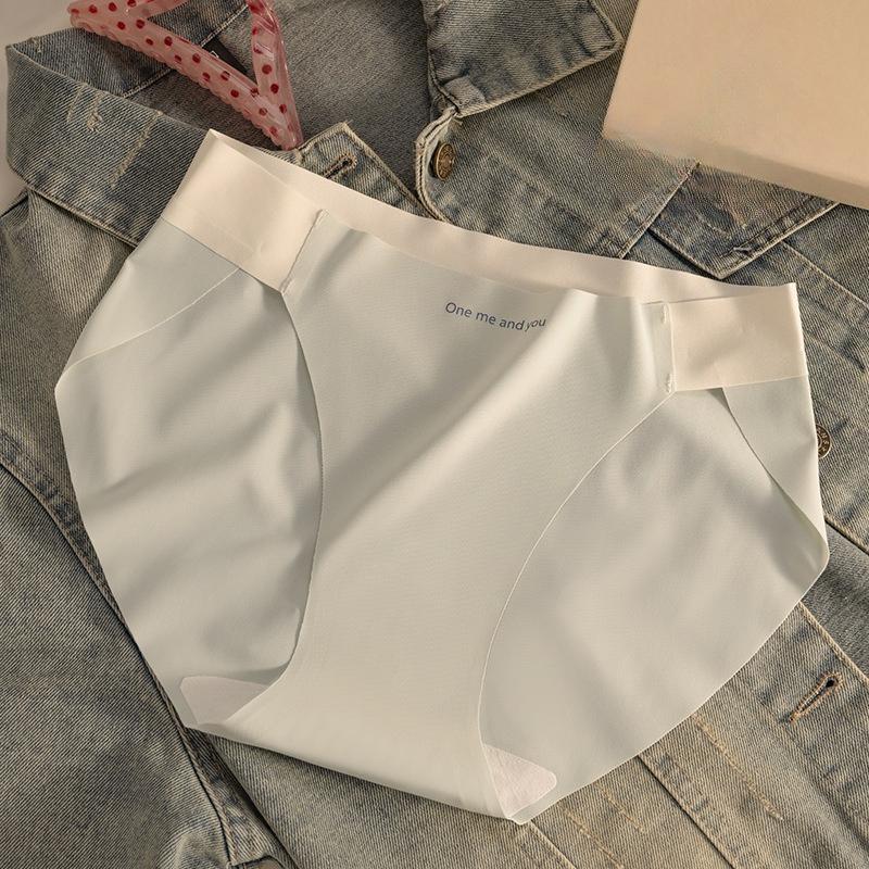 Women's New Summer Cotton Anti-bacterial Crotch No Mark Ice Silk High Split No Hip Briefs
