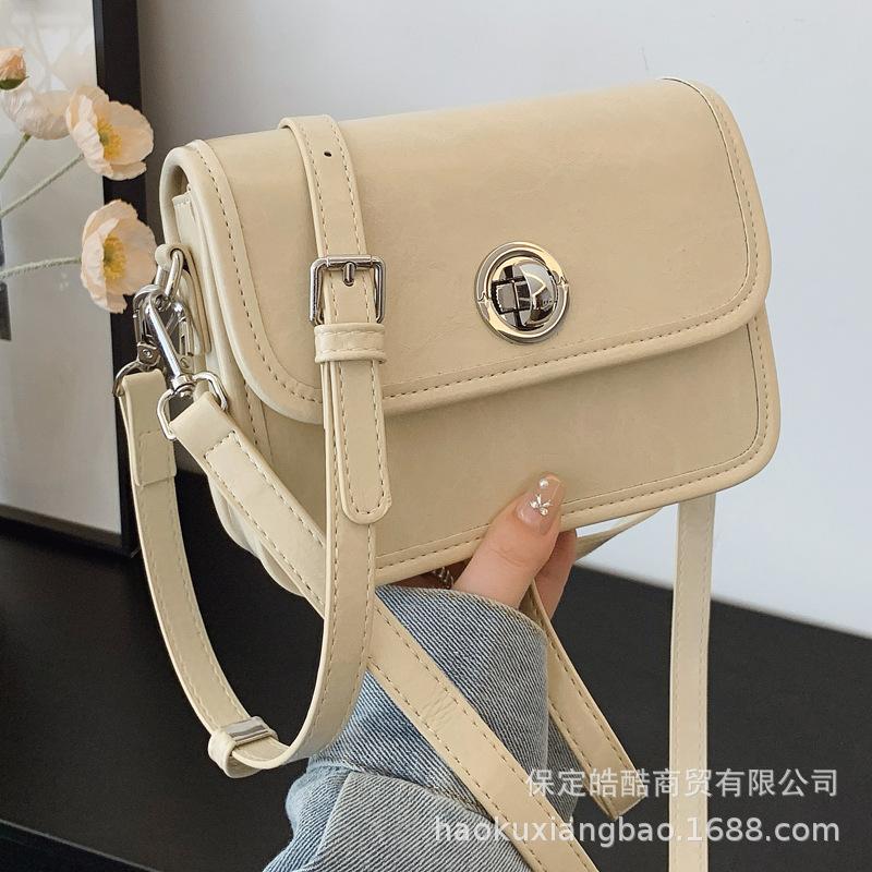 Bag women's 2025 spring and summer niche simple fashion small square bag Korean version of high-end trend versatile casual shoulder bag