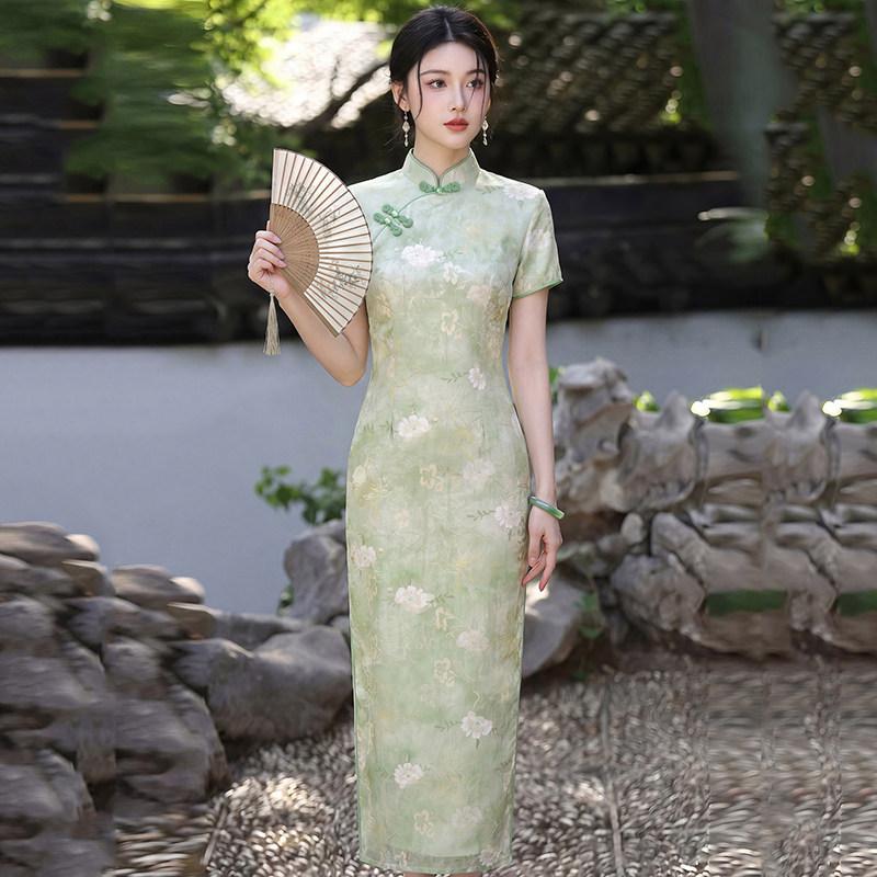 Green national style, new Chinese Suzhou long cheongsam, improved young 1011 new women's high-end sense, daily wear