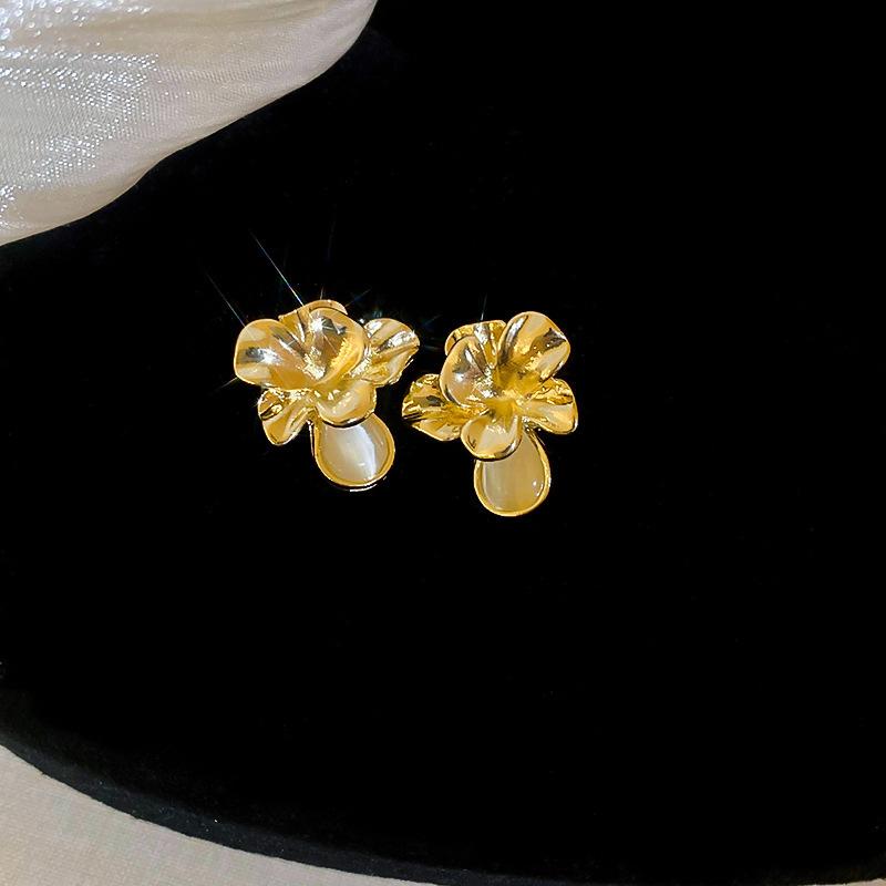 Diamond-set pink opal pearl stud earrings retro temperament earrings