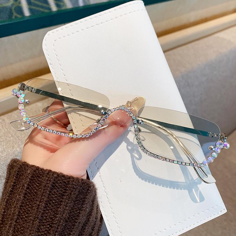 New Fashion Square Half-frame Diamond-inlaid Sunglasses Trendy And Personalized Street Shots Versatile Metal Sunglasses 90308-1