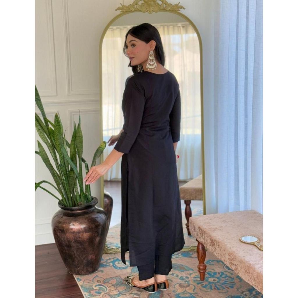 Women's Viscose Embroidered Straight Kurta with Pant And Dupatta Sets