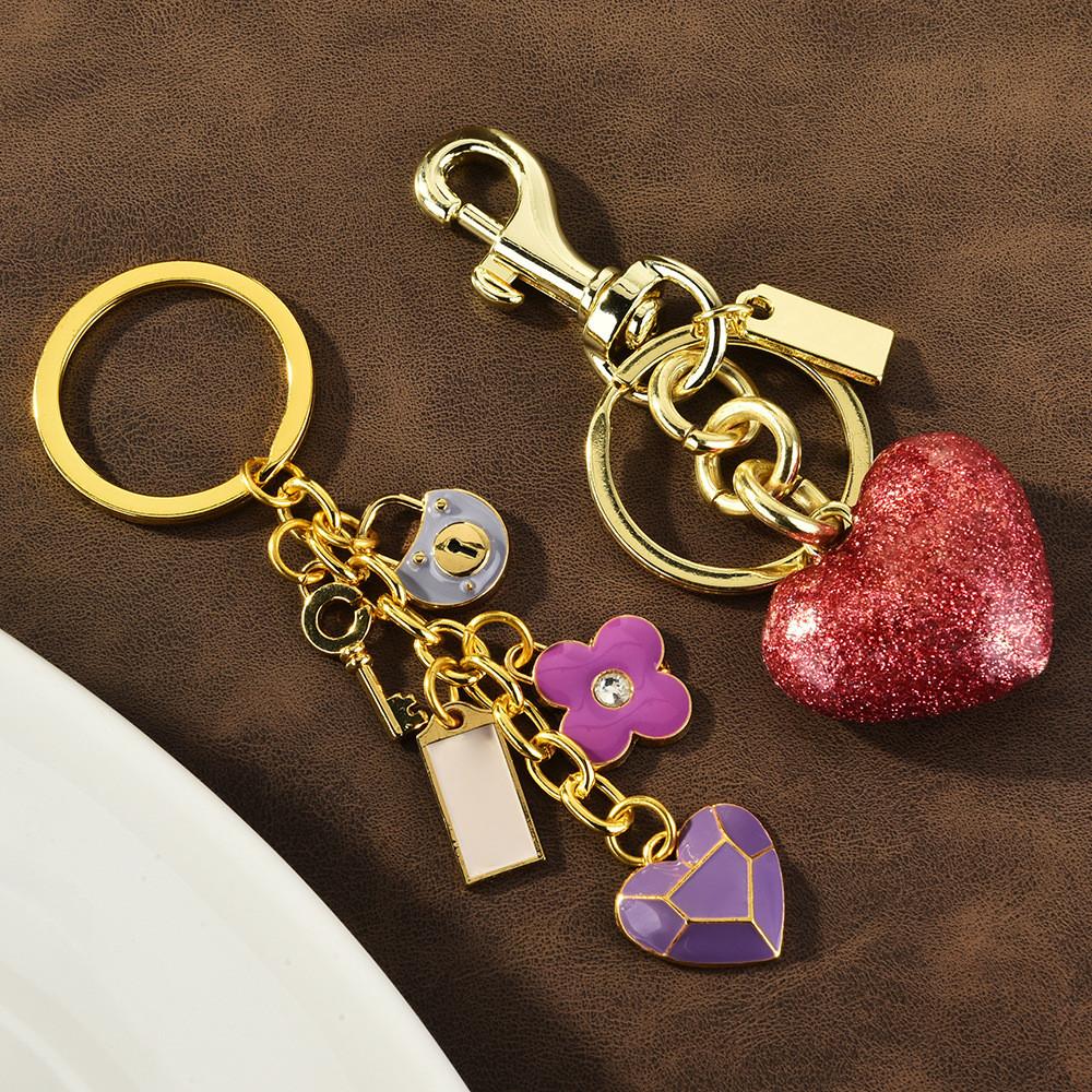 Heart Shape Key Holder Pendant With Metal Finish For Handbag Decoration And Gift