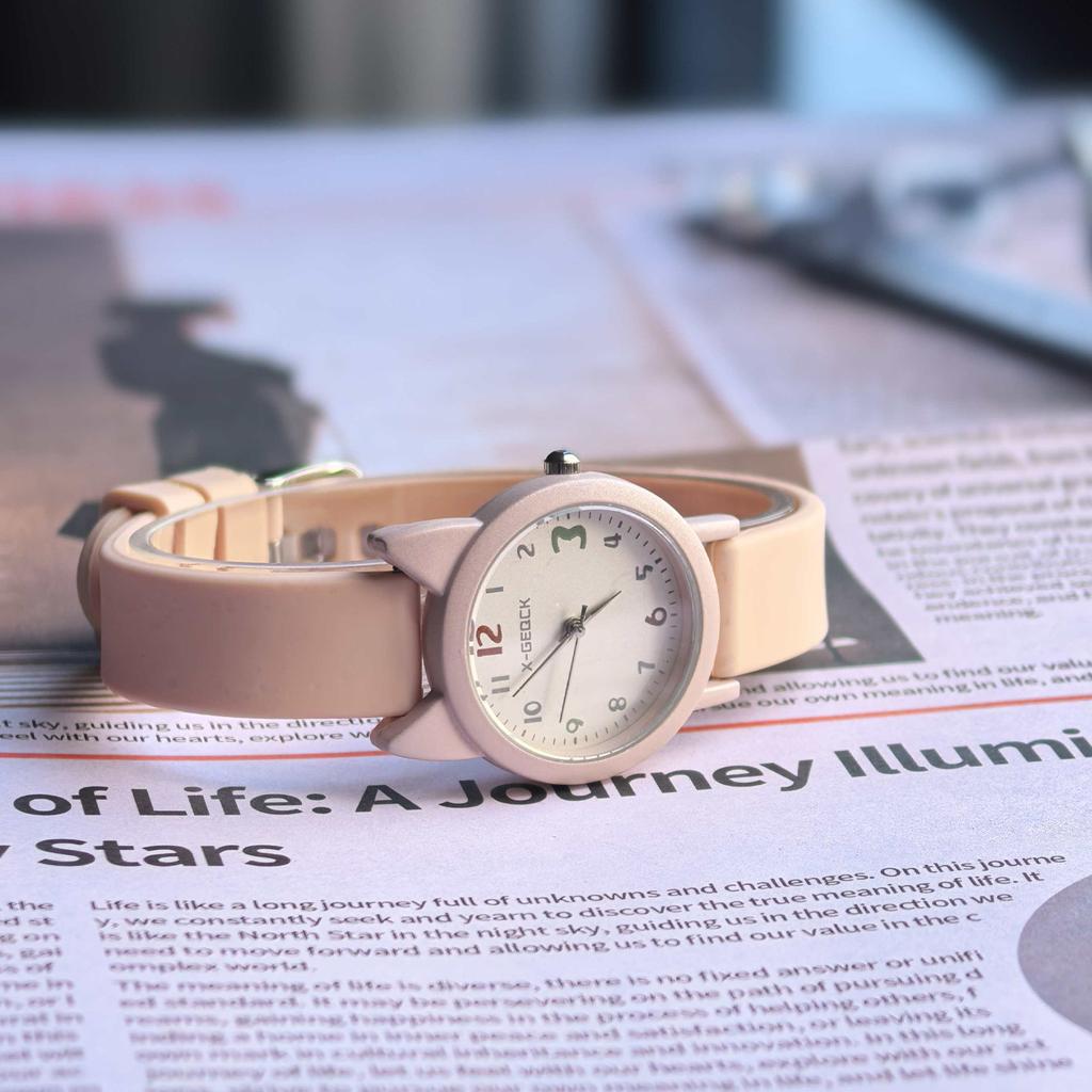 Cute Girl Jelly Watch Girl Simple White Youth Campus College Style High Value Quartz