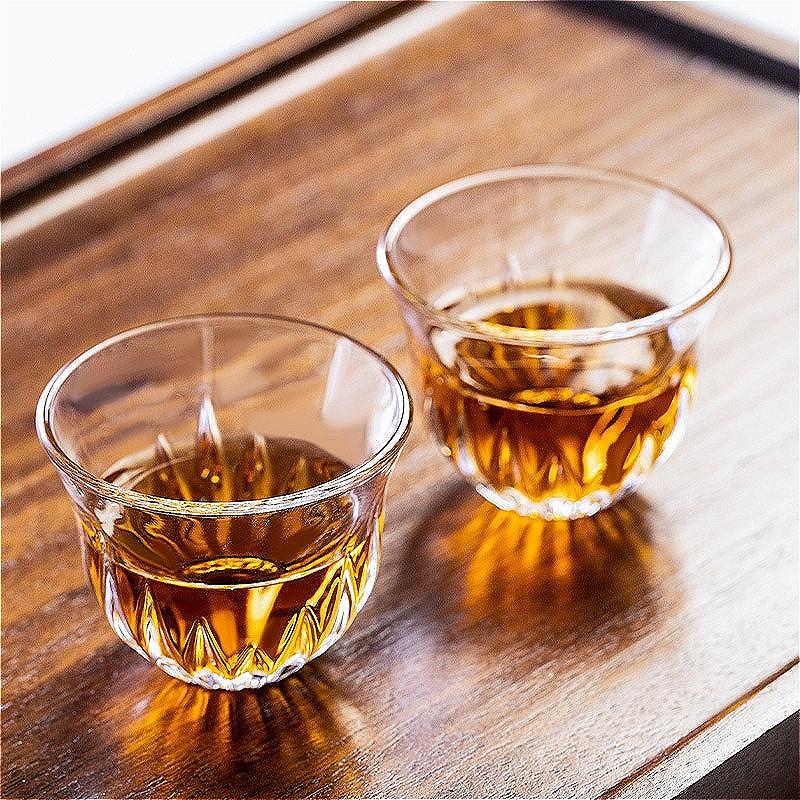 4pcs Sets Exquisite Glass Cup Tea Cup Shot Glass Transparent Drinking Glasses Light Luxury Wine Glass Party Elegant Glassware