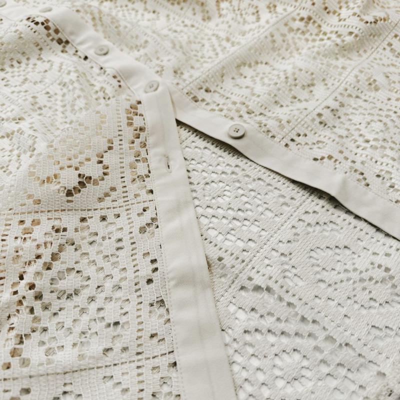 Móda Vintage Elegantní Vyšívané Krajkové Košile Dámské Dlouhý Rukáv Volné Ležérní Dámské Halenky Léto Jednobarevné Zapínání na Knoflíky Košile Topy Dámské Oblečení 26263