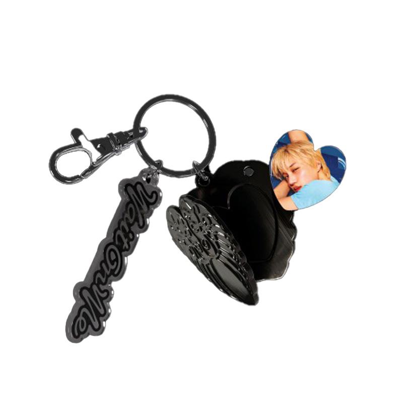 

КАЙ (ЭКЗО) – 4-й мини-альбом [Wait On Me] (Версия крыла.) смартальбом 1PCS