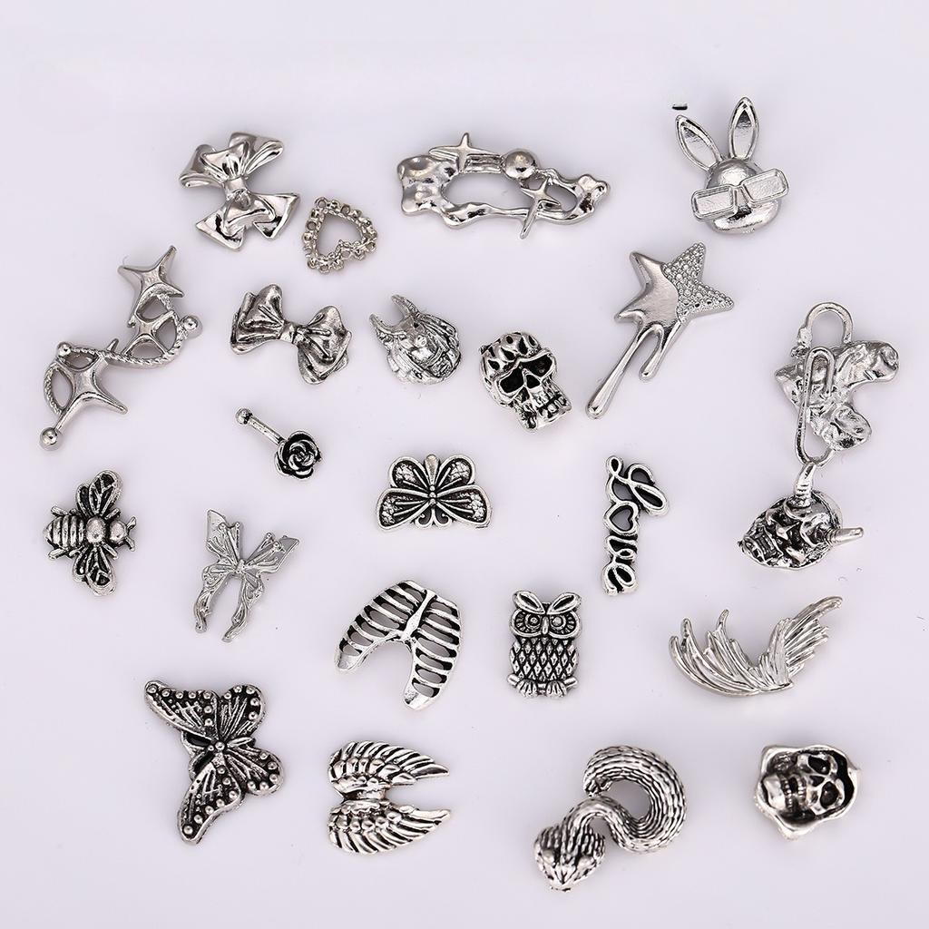 Halloween Punk Gothic Metal Nail Charms Antique Silver Snake Skull Butterfly 3D Alloy Nail Art Decor DIY Manicure Accessories