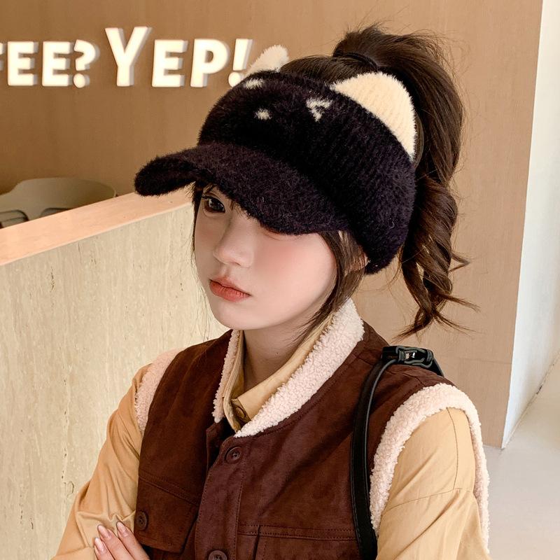 Korean Version of Autumn and Winter New Hat for Women Cute Cat Knitted Wool Hat Small Fresh Winter Warm Duck Tongue Cap