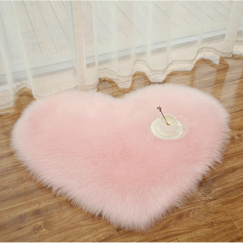 Nordic Heart-Shaped Plush Carpet - Thick Imitation Wool for Bedroom or Bay Window