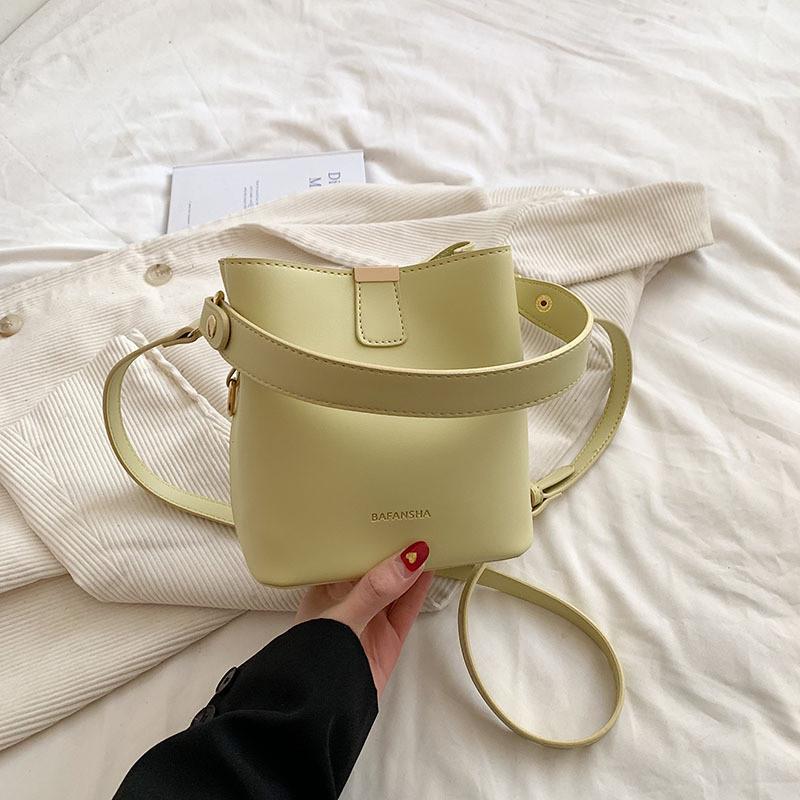 IELGY Spring Summer Retro Commuter Portable Bucket Bag