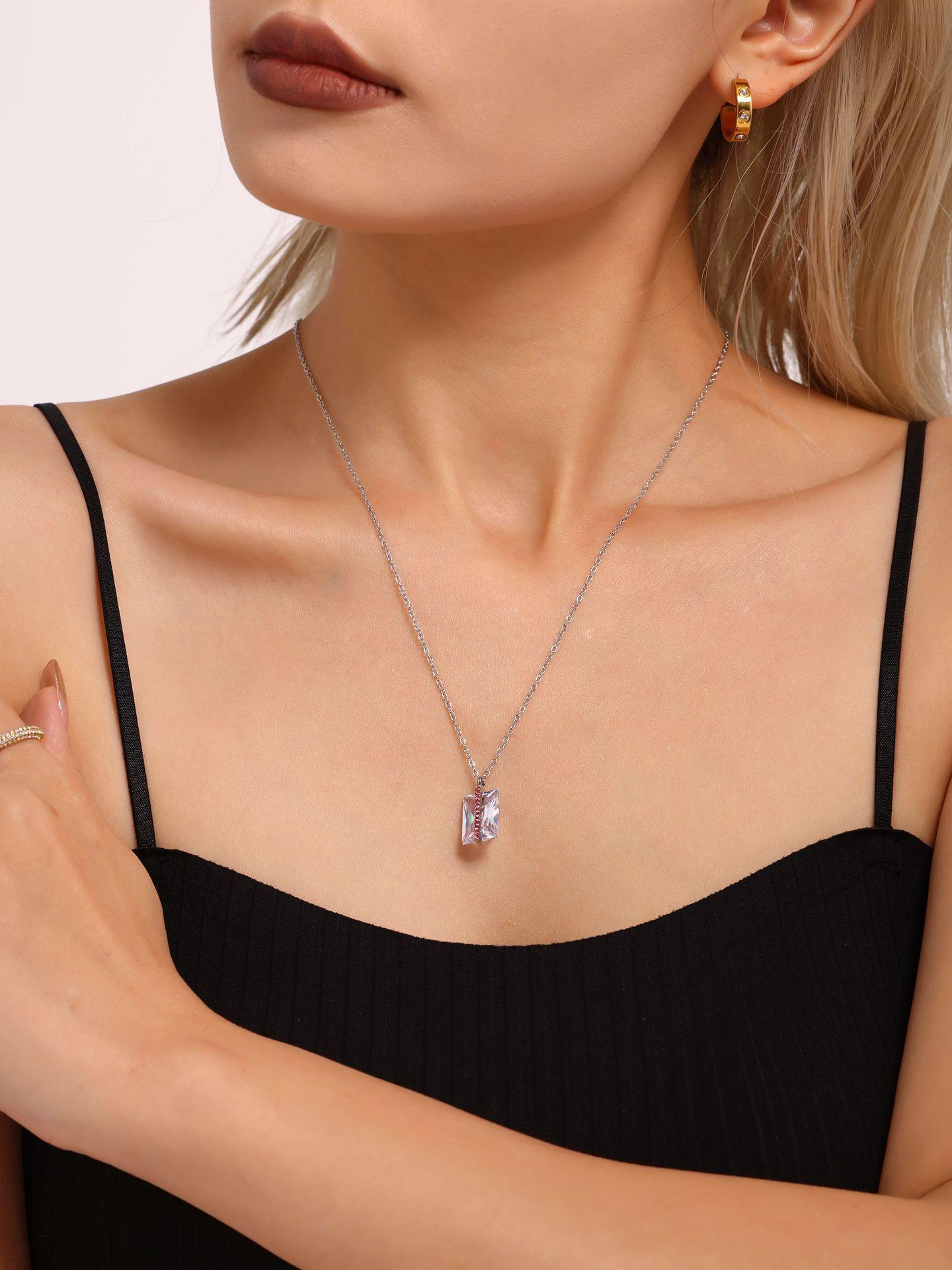 Qiongyao CNC Zirconia Clavicle Necklace, Stainless Steel with 18K Gold PVD Plating