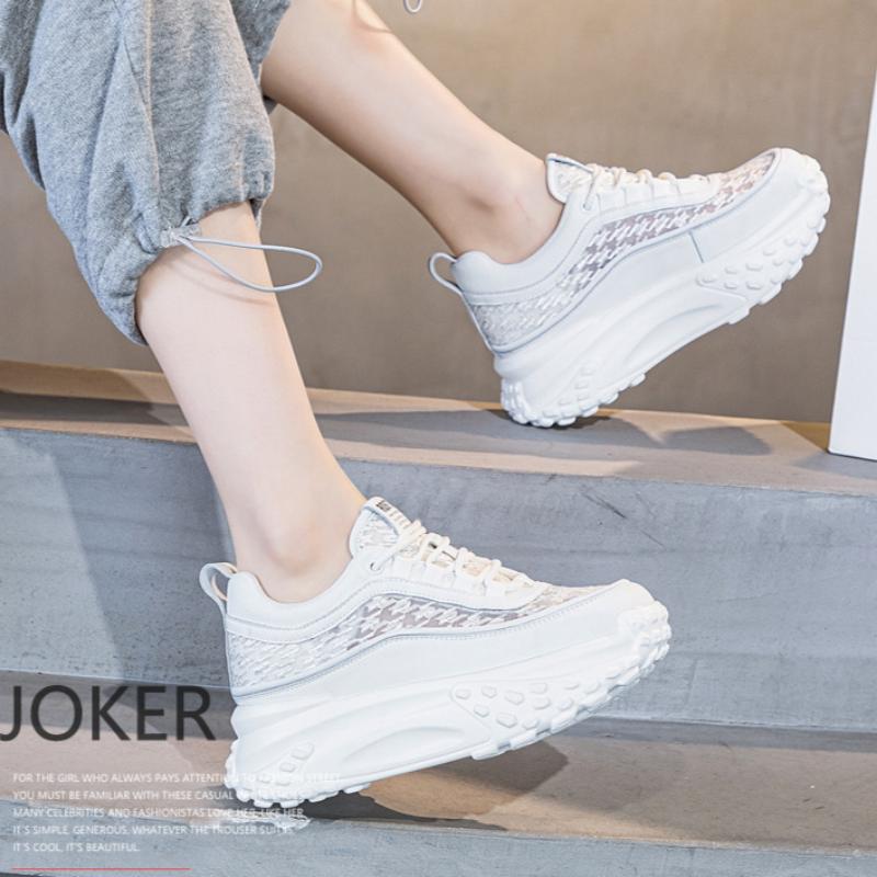 Sommar Andningsbara Nätskor Dam Läder Inre Höjdökning Pappa Skor Tjocka Sulan Mångsidiga Vardagliga Små Vita Skor