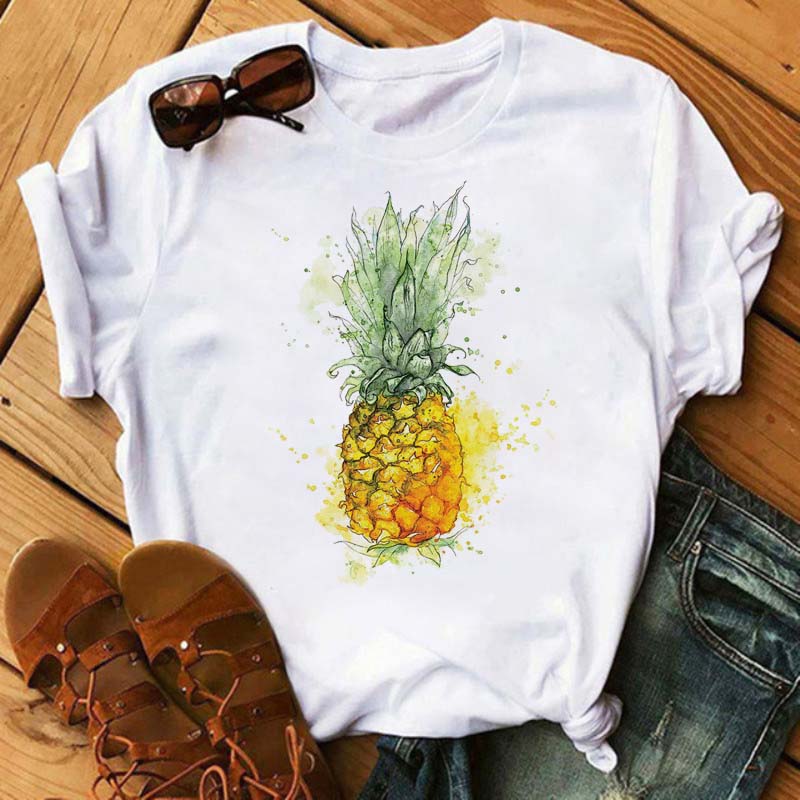 Maycaur Nové Kawaii Dámské Topy s Potiskem Ovoce Jahody Ležérní Dámské Krátkorukávové Streetwear Černé Trička Oversized s Kulatým Výstřihem