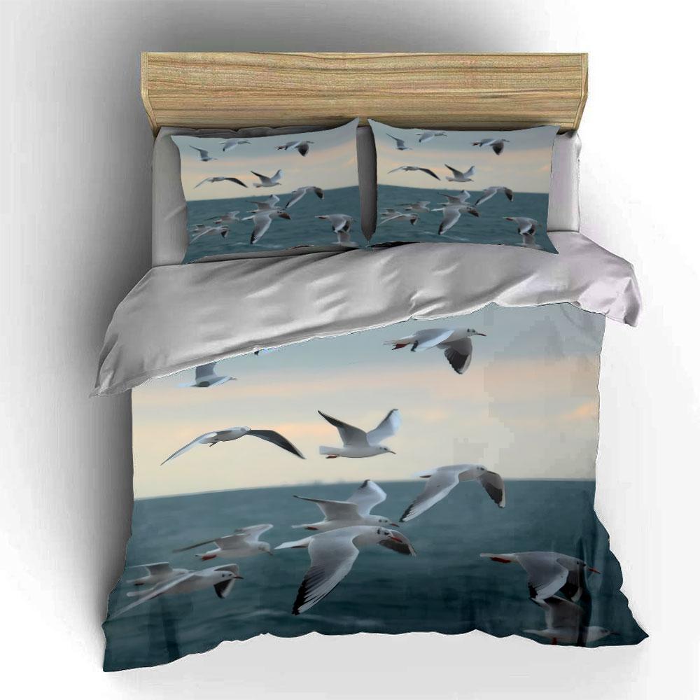 3Pcs Flying Seagulls Over the Ocean Bedding Set, Realistic Coastal Print Duvet Cover + 2 Pillowcases, Serene Decor