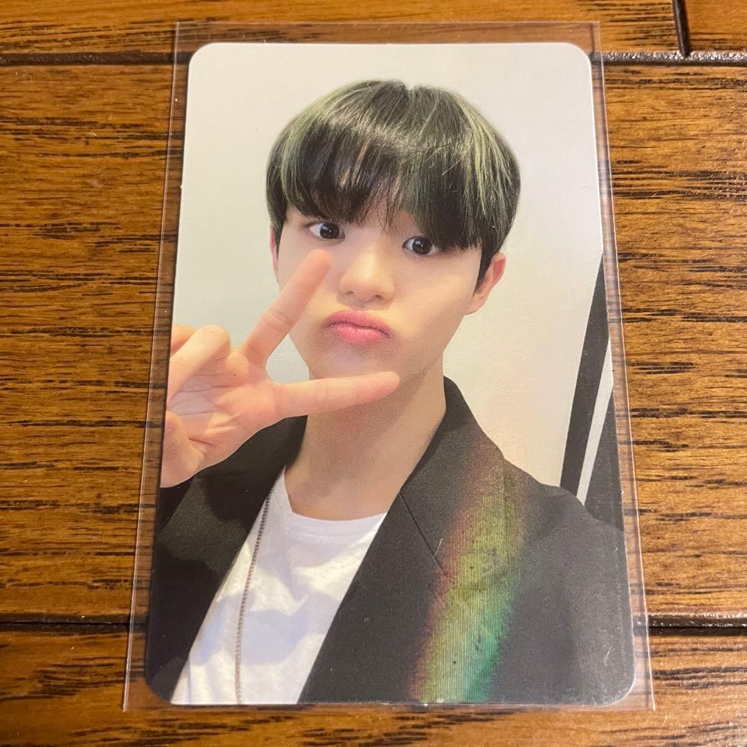 

[USED] TREASURE Jihoon TRACE venue-limited hologram selfie trading card