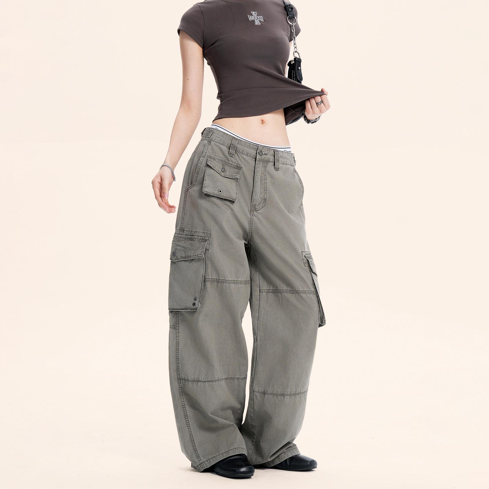 

Yongfang Unisex Retro High-Waist Multi-Pocket Casual Pants with Contrast Stitching.