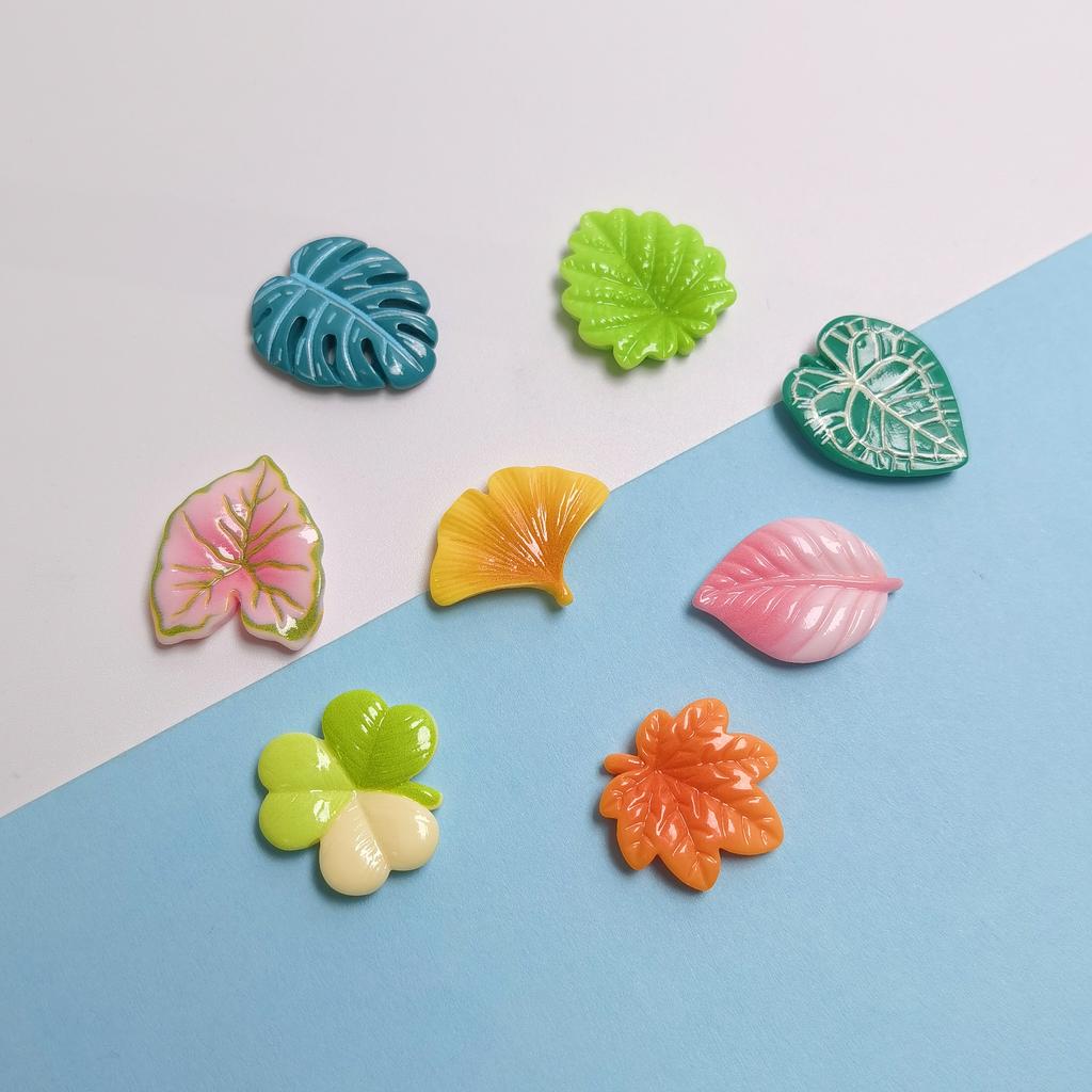 100Pcs Resin Tropical Leaves Flatback Resin Cabochons Colorful Leaf Slime Charms Beads Embellishments for Scrapbooking Decor